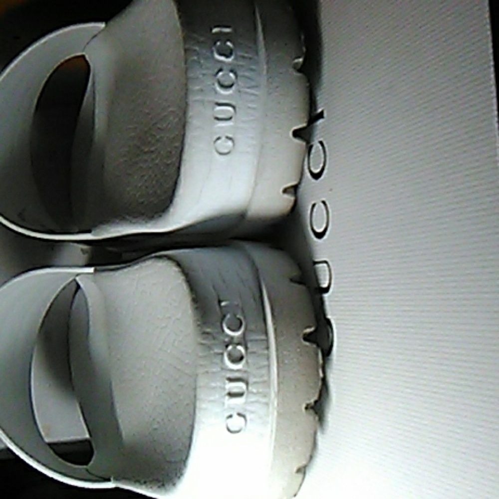 Gucci slides - Picture 3 of 5
